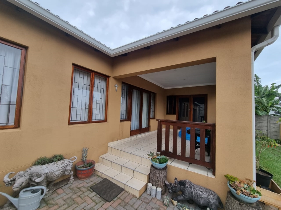 3 Bedroom Property for Sale in Gonubie Eastern Cape